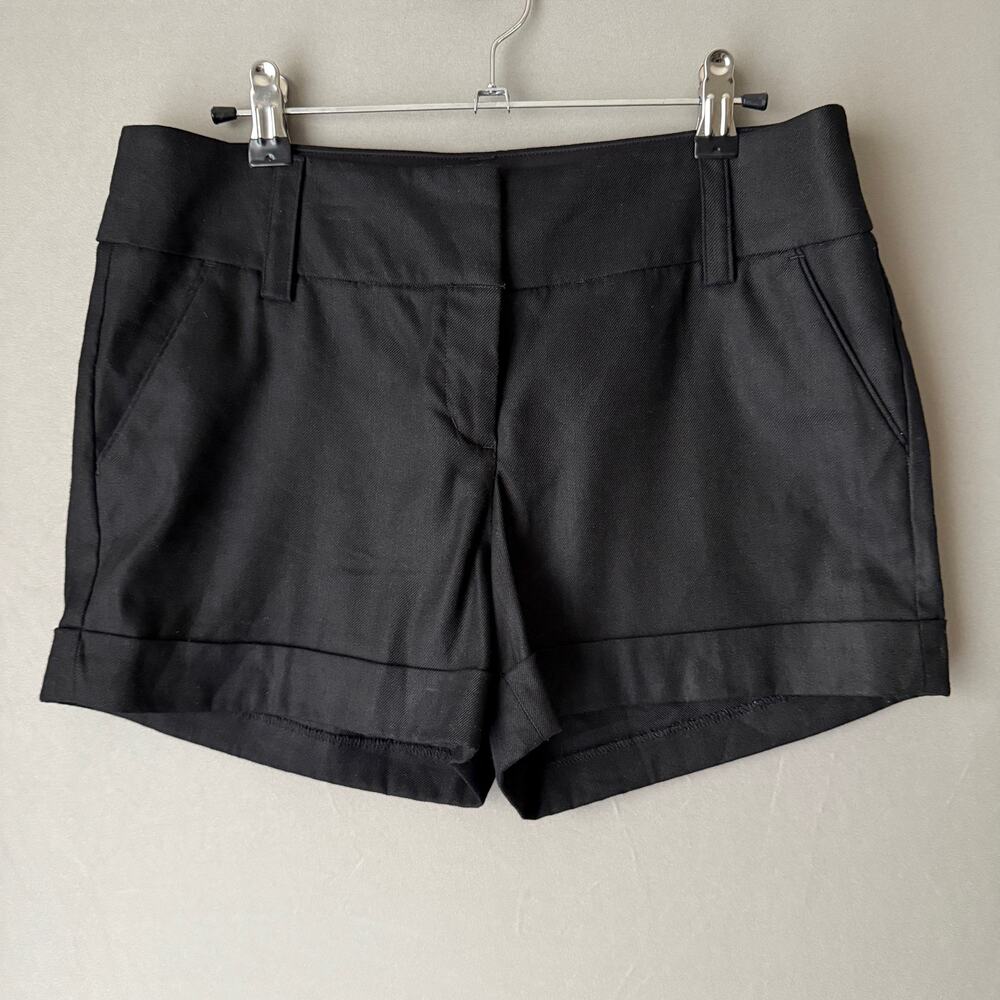 Express sz 6 black mom linen shorts